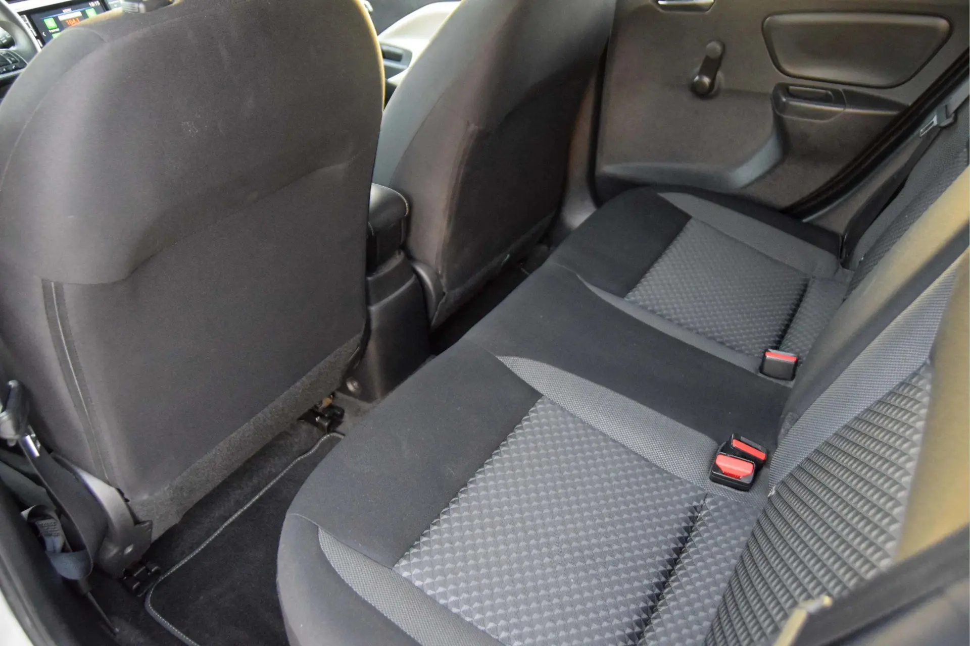 Nissan Micra 1.0 IG-T N-Connecta 20