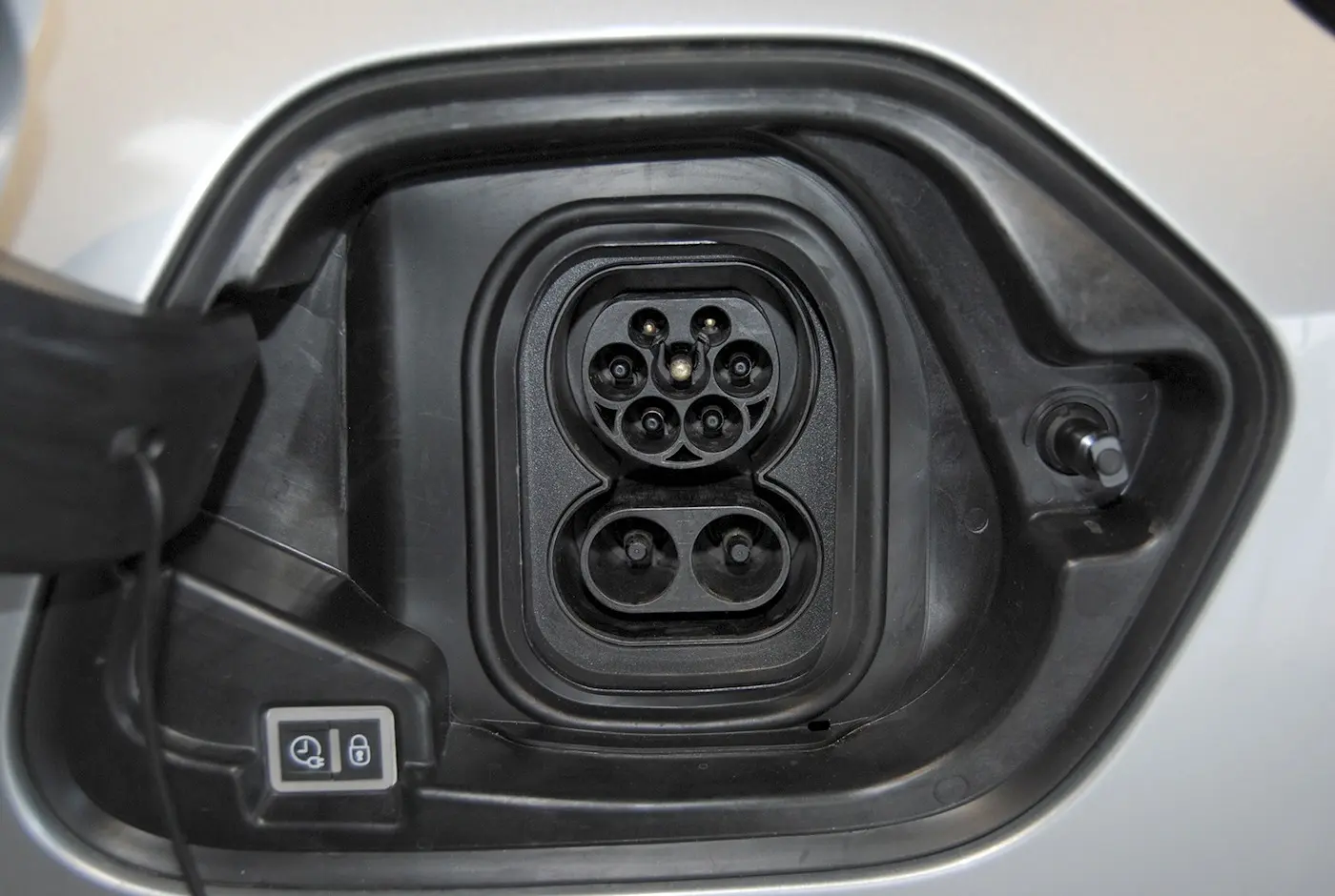 Opel Corsa-e e-GS 48