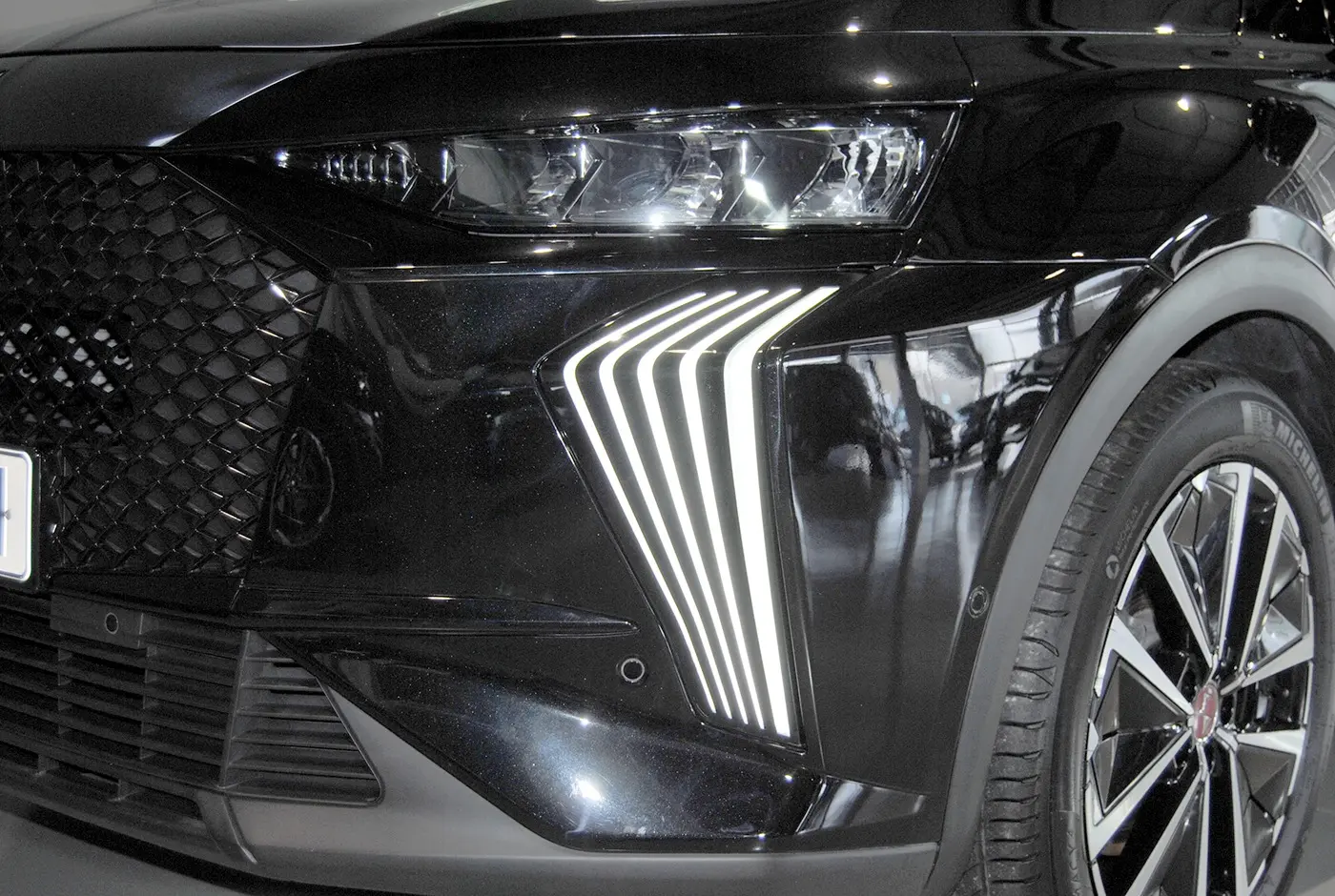 DS DS7 E-Tense Performance Line EAT8 12