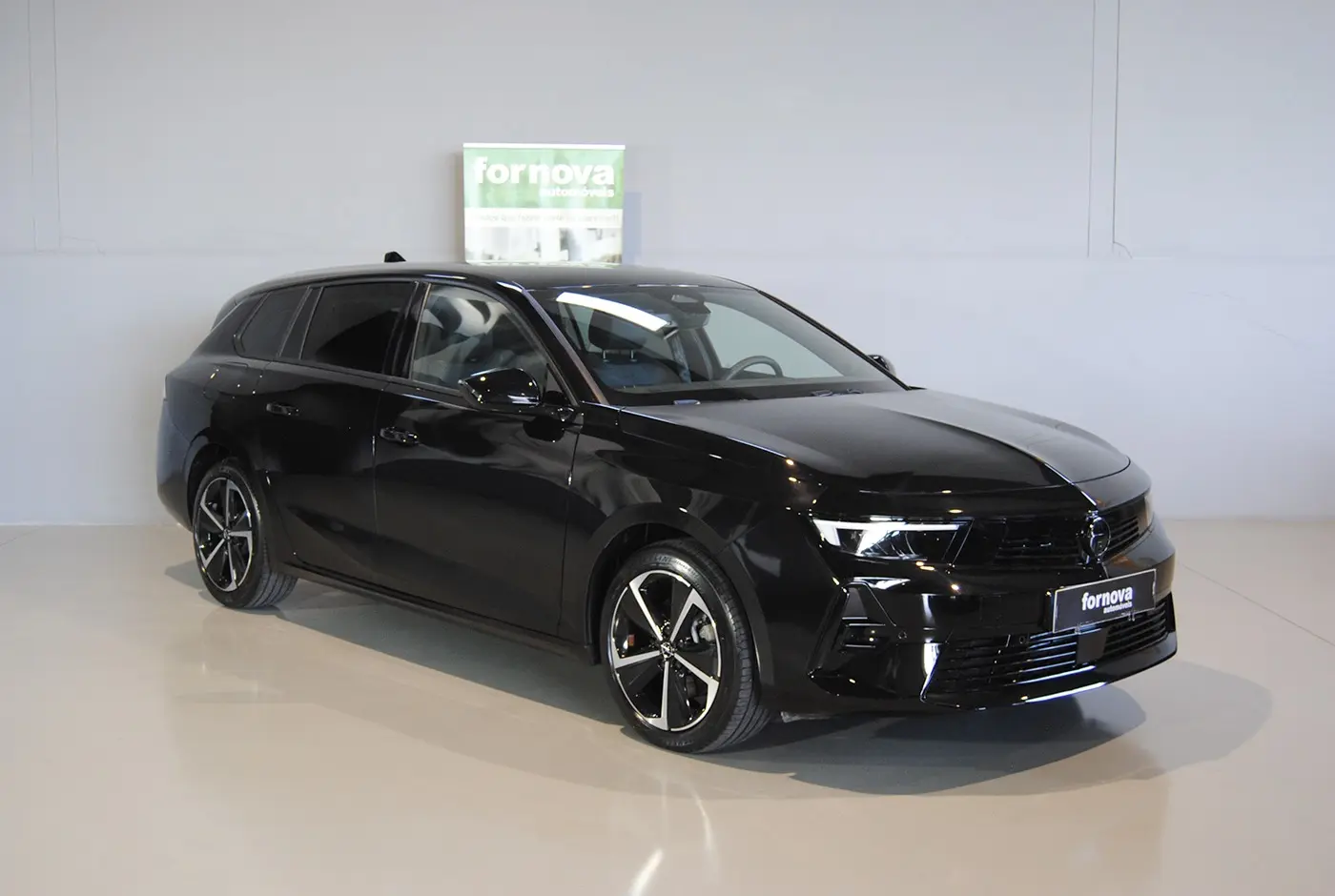 Opel Astra Sports Tourer 1.2T Hybrid GS 4