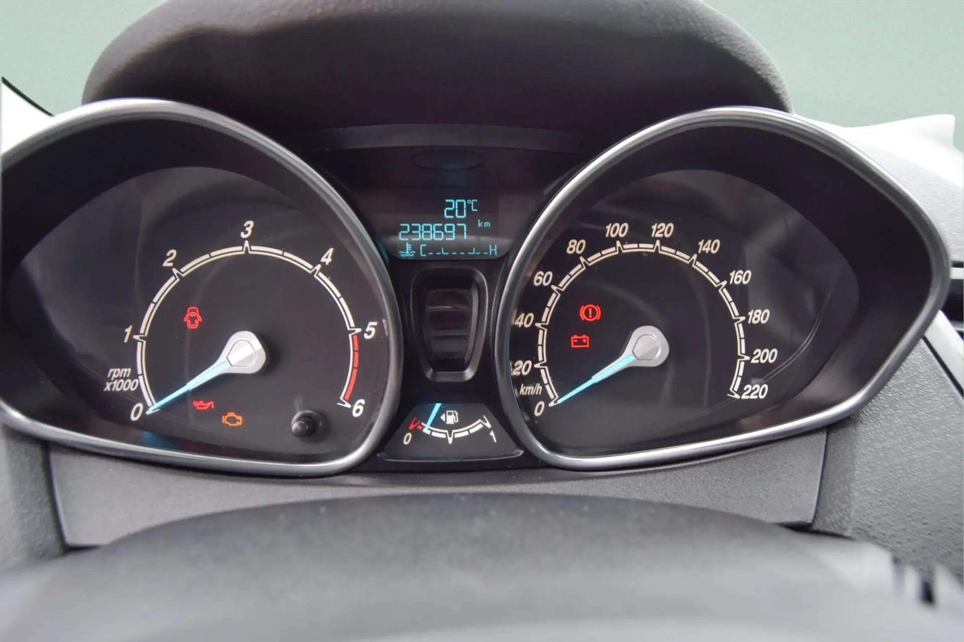 Ford Fiesta 1.5 TDCi Titanium 11