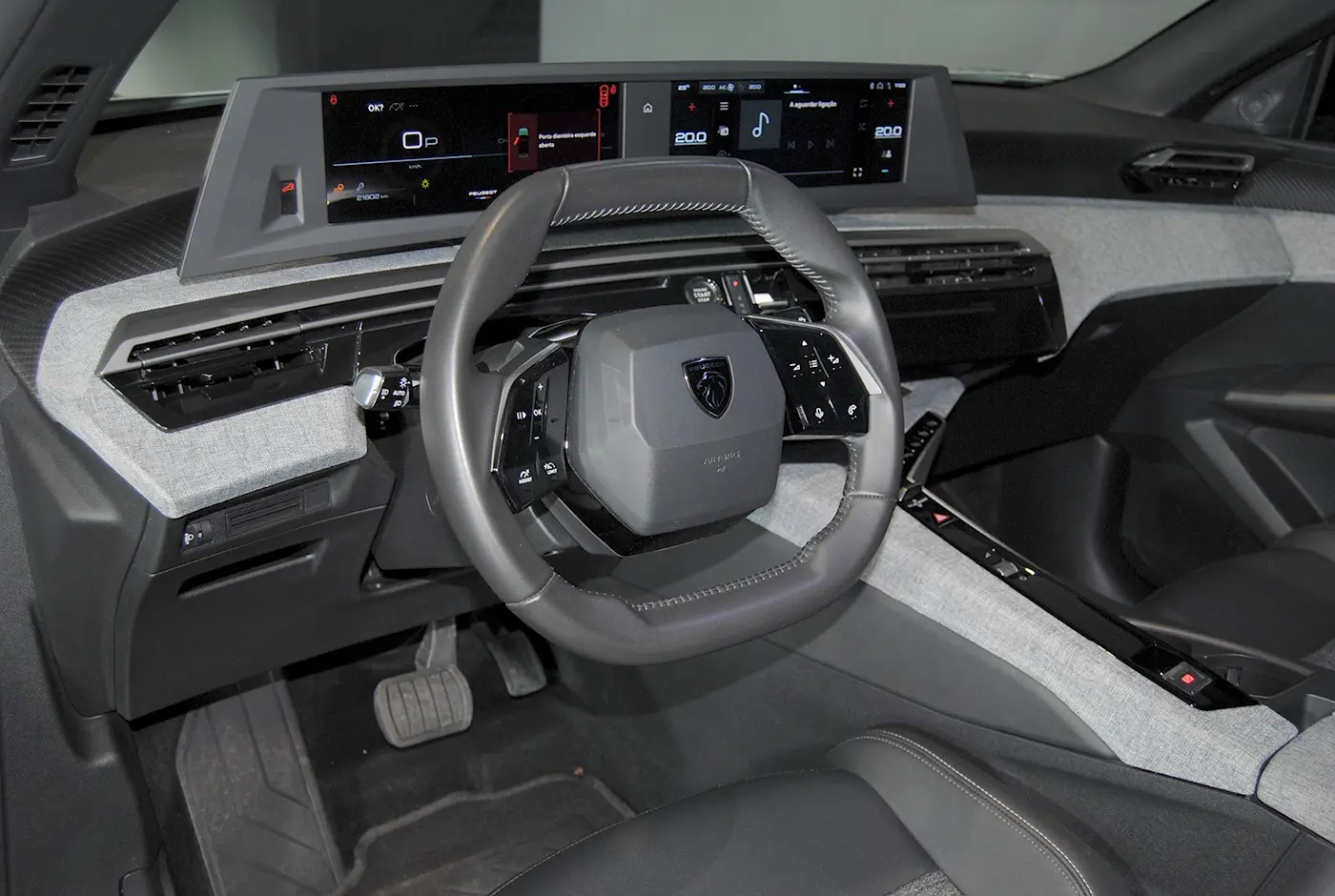 Peugeot 3008 1.2 Hybrid Allure e-DCS6 15