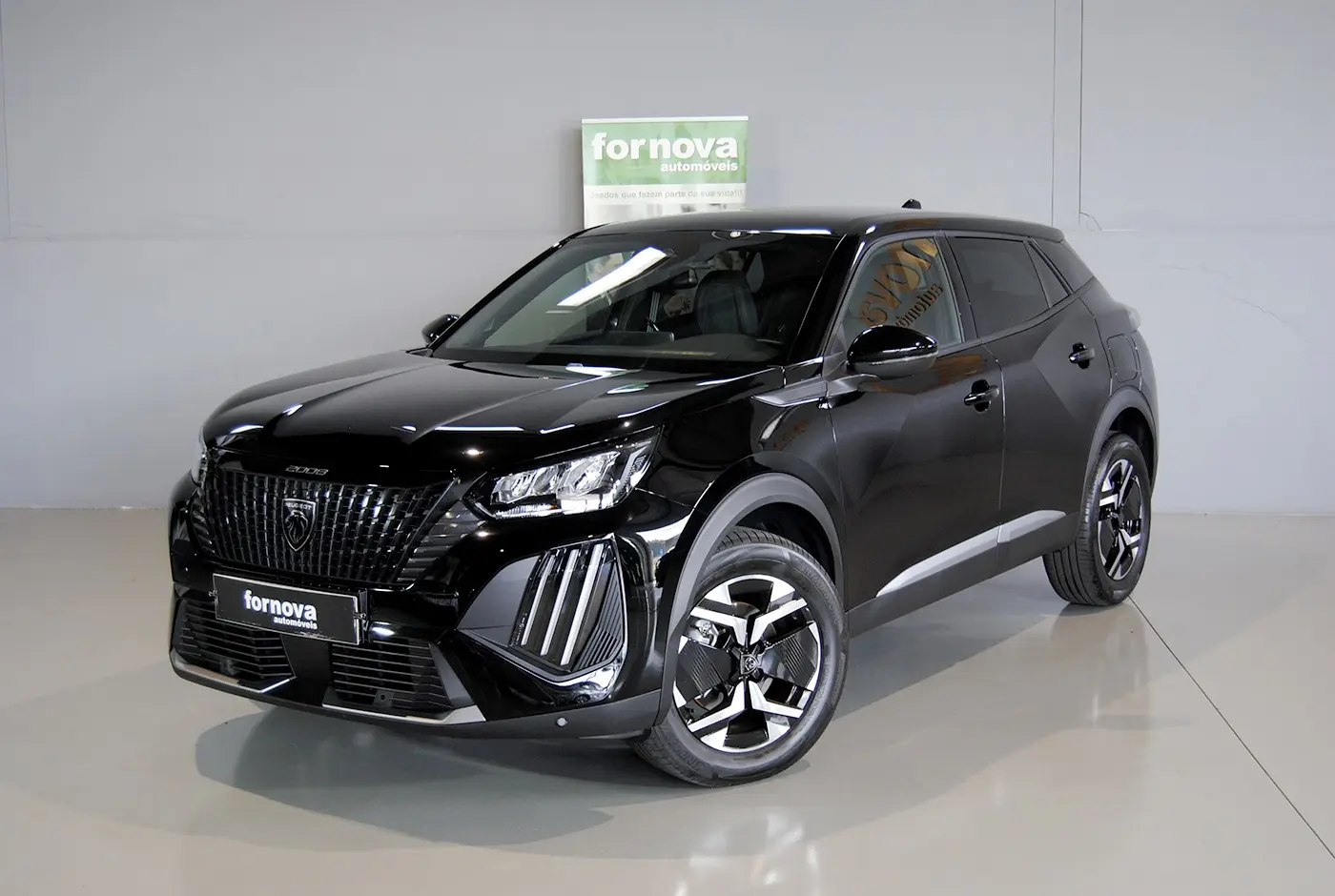 Peugeot 2008 1.2 Hybrid Allure e-DCS6 1