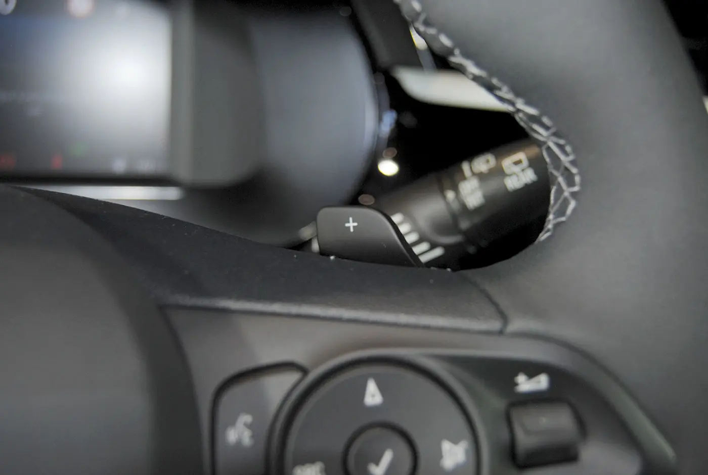 Opel Corsa 1.2 HYBRID GS eDCT 26