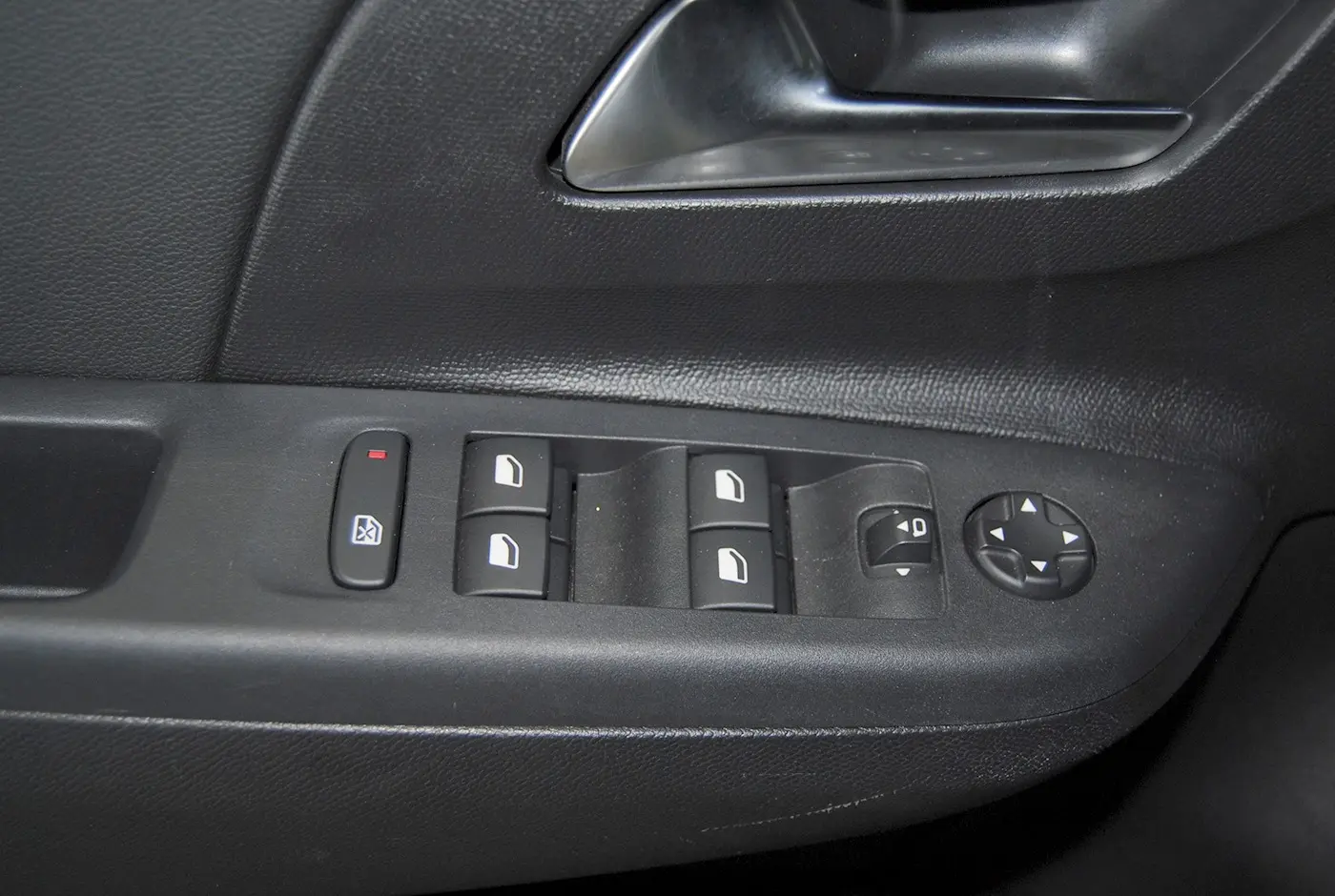 Opel Corsa-e e-GS 18