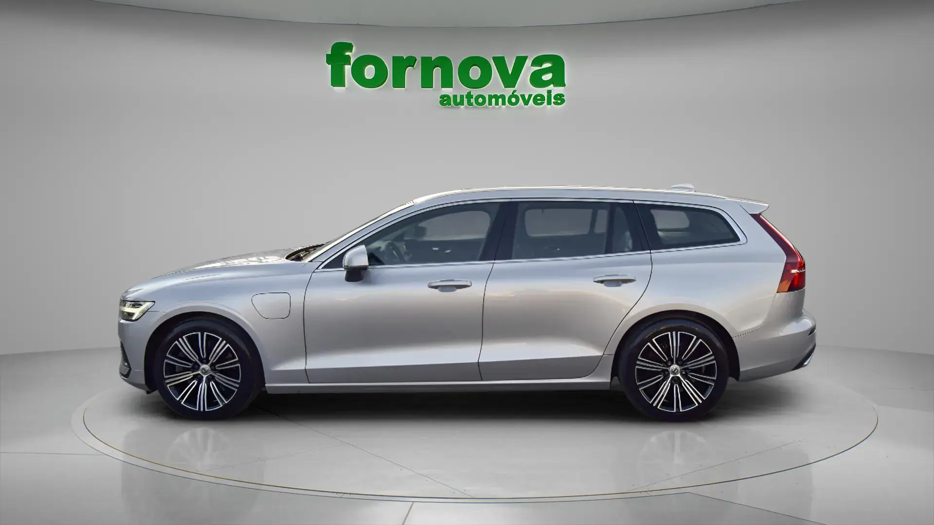 Volvo V60 2.0 T6 AWD TE Inscription Expression 8