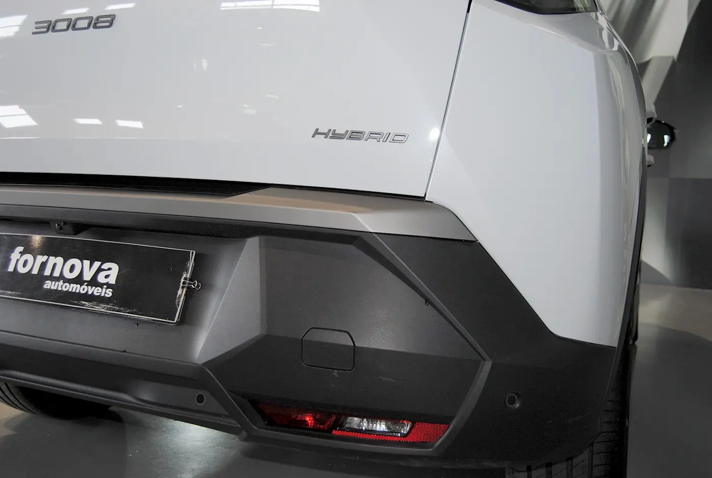 Peugeot 3008 1.2 Hybrid Allure e-DCS6 13