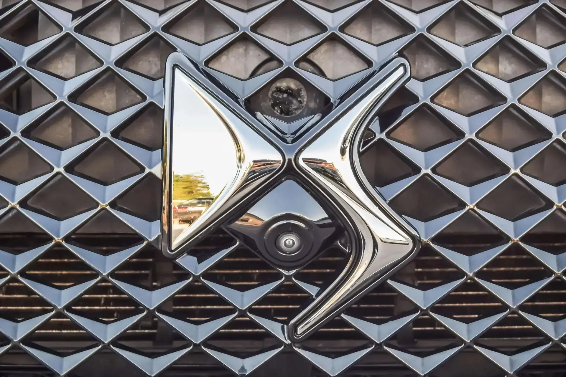 DS DS7 Crossback E-Tense 4x4 Opera 300cv 12
