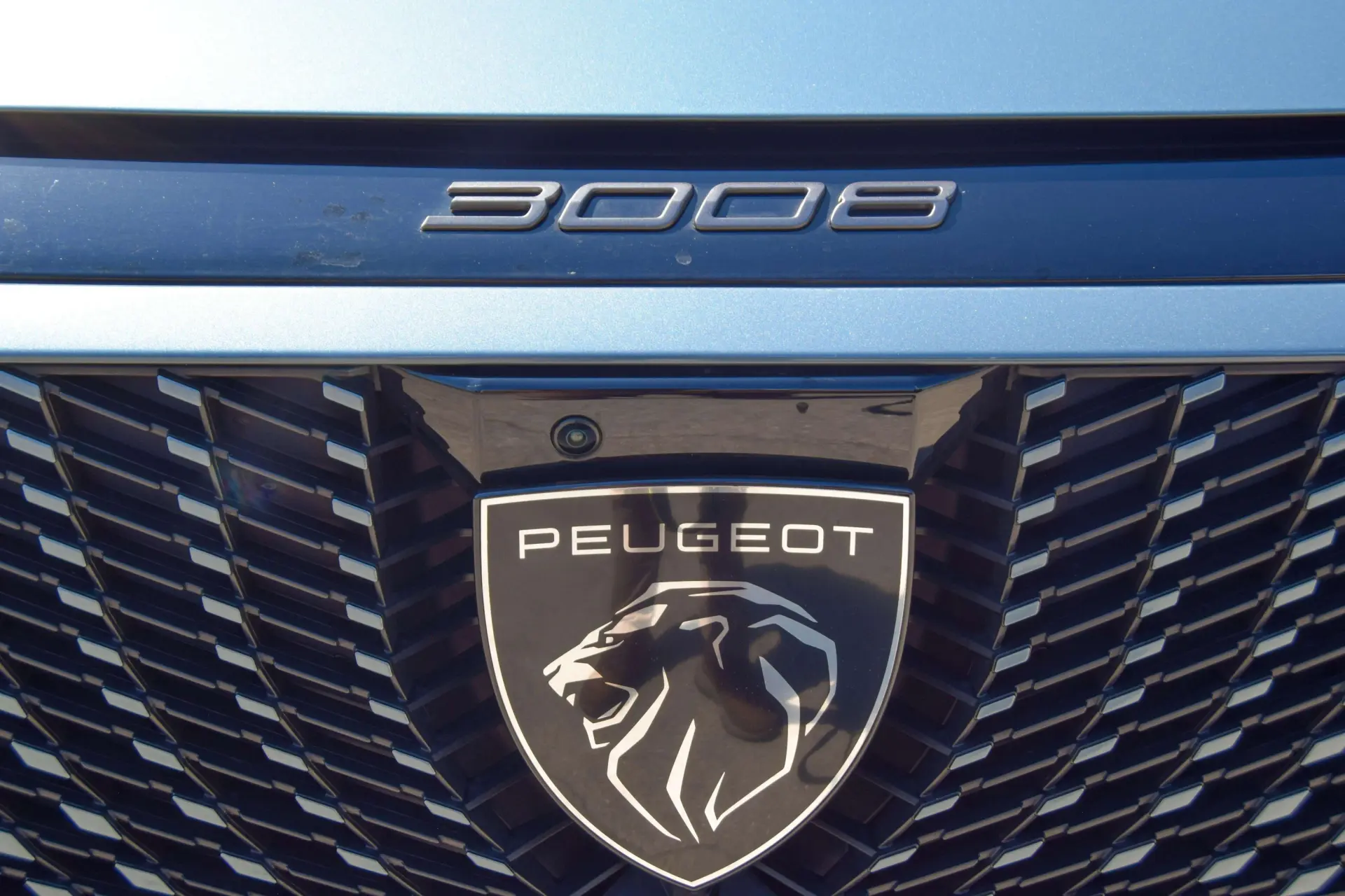 Peugeot E-3008 73 kWh GT 52