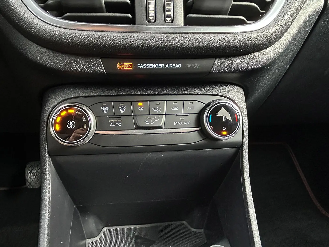 Ford Fiesta 1.0 EcoBoost ST-Line 36