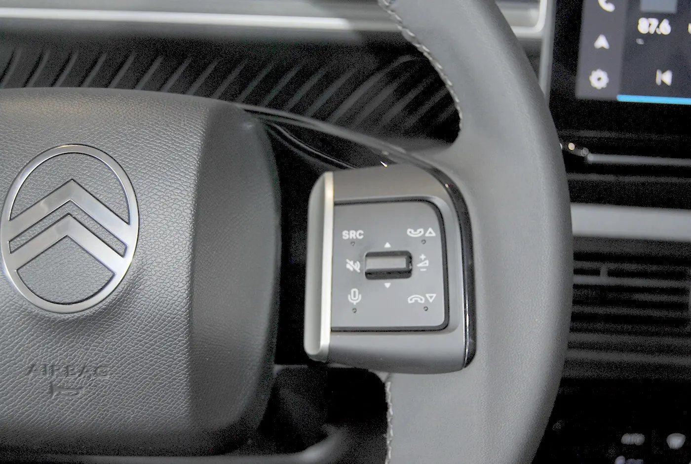 Citroen e-C3 44 kWh Autonomia Conforto Max 27