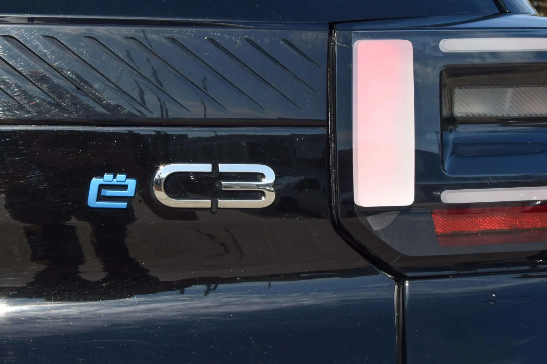 Citroen e-C3 44 kWh Autonomia Conforto Max 27