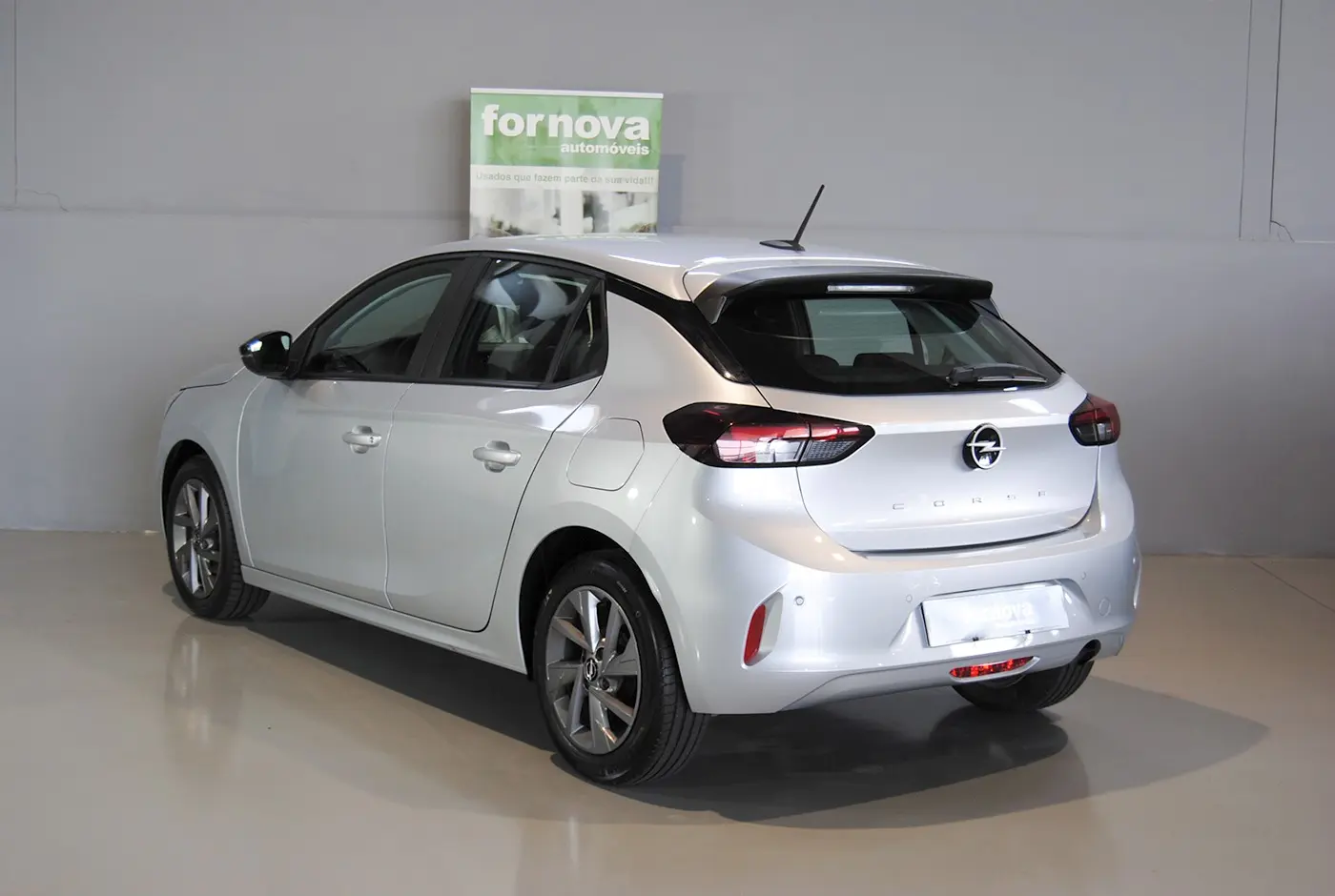 Opel Corsa 1.2 Edition 8
