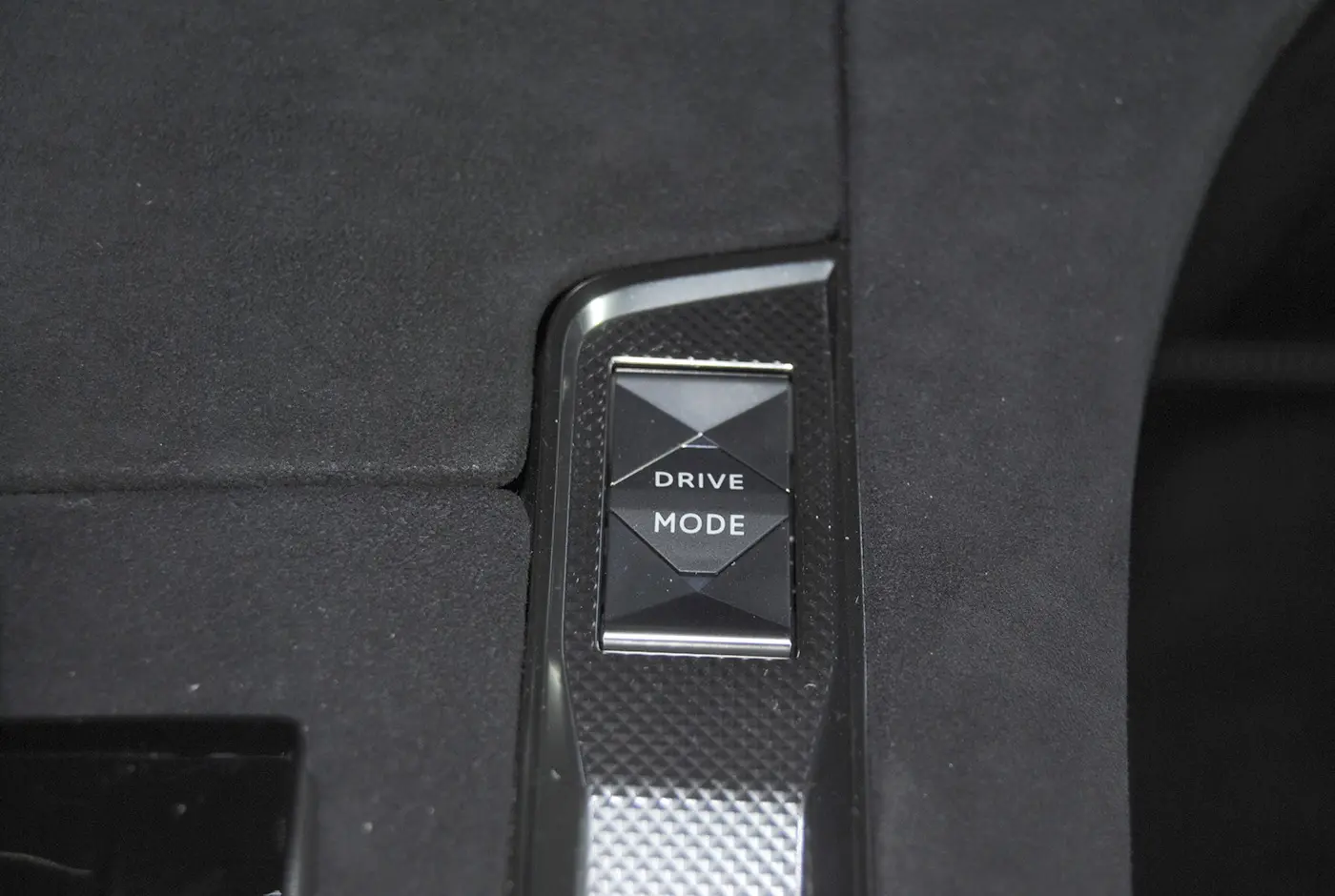 DS DS7 E-Tense Performance Line EAT8 29