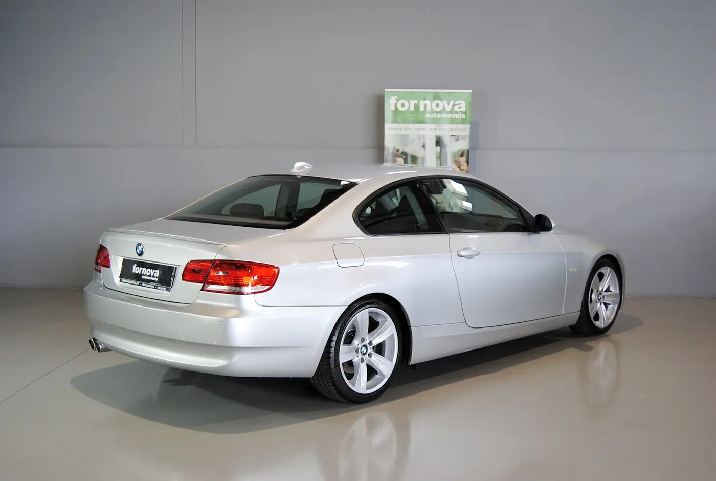 BMW 320 D COUPE 6