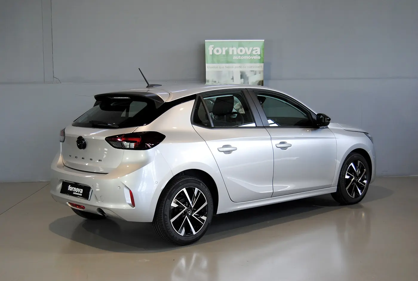 Opel Corsa 1.2 T Edition 6