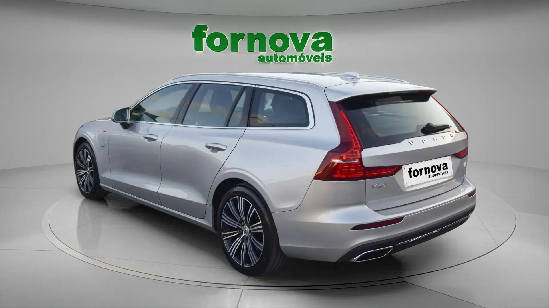 Volvo V60 2.0 T6 AWD TE Inscription Expression 5