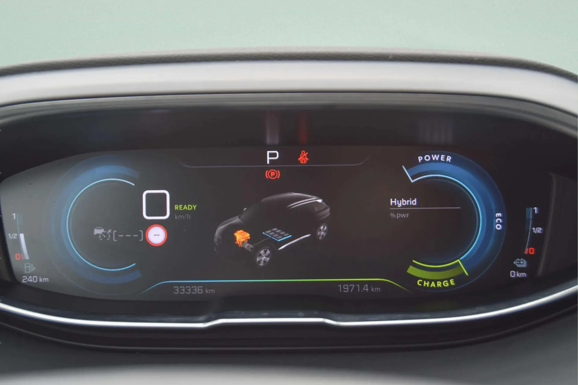 Peugeot 3008 1.6 Hybrid GT e-EAT8 10