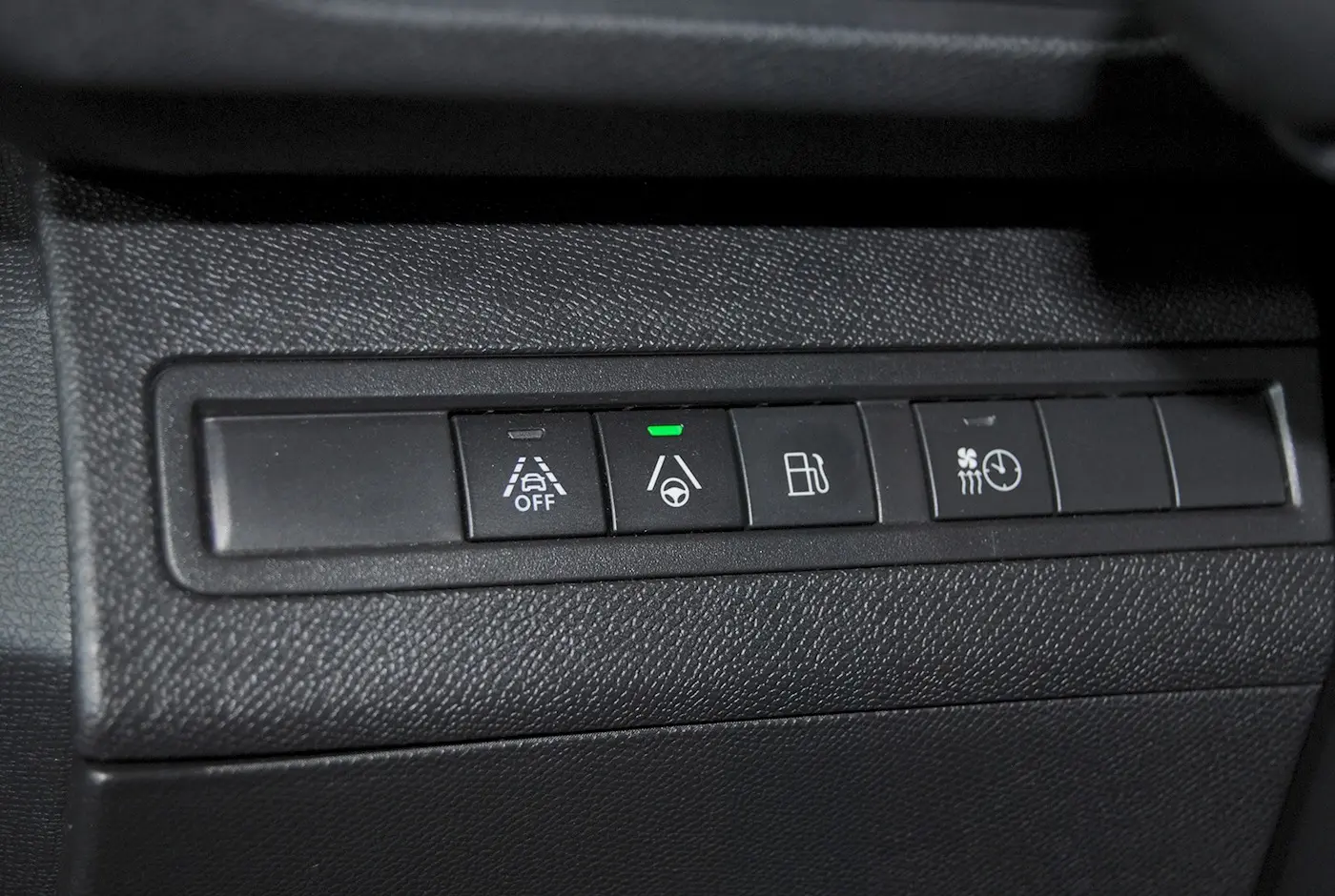 Peugeot 3008 1.6 Hybrid GT e-EAT8 24