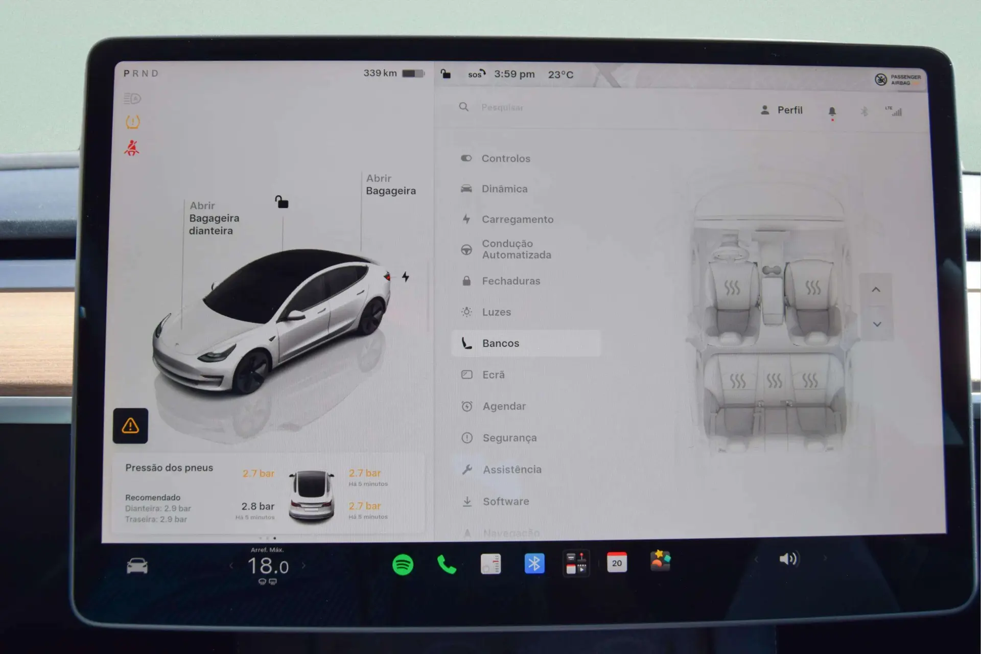 Tesla Model 3 Long-Range AWD Dual Motor 11