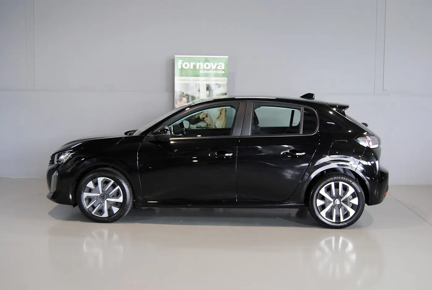 Peugeot 208 1.2 PureTech Active Pack 9