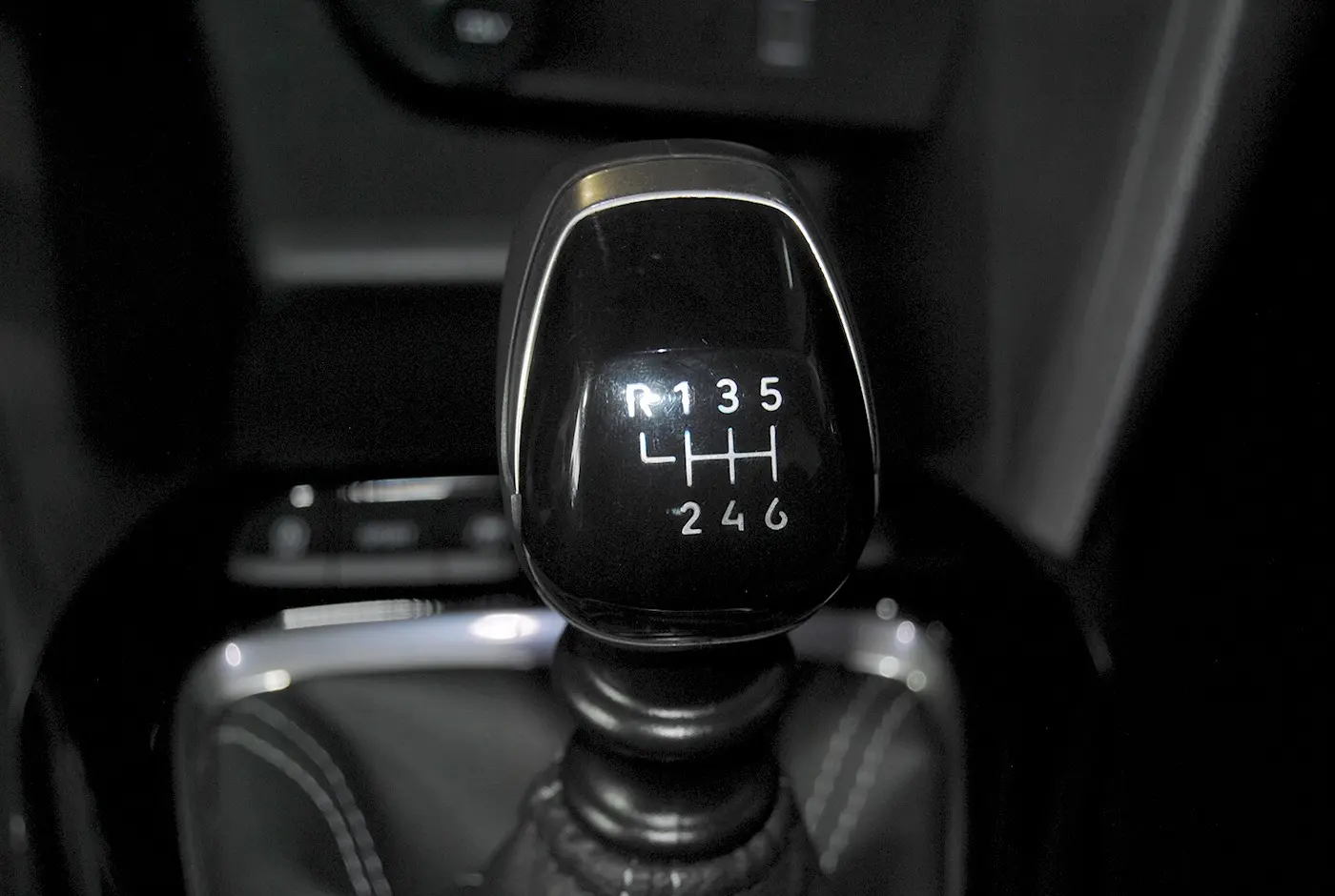 Opel Corsa 1.2 T GS 26