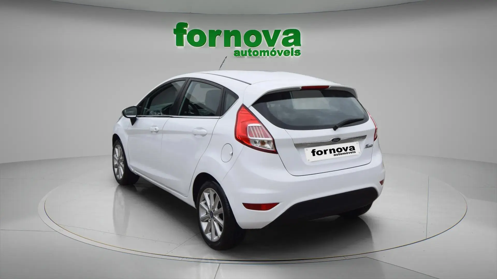 Ford Fiesta 1.5 TDCi Titanium 8