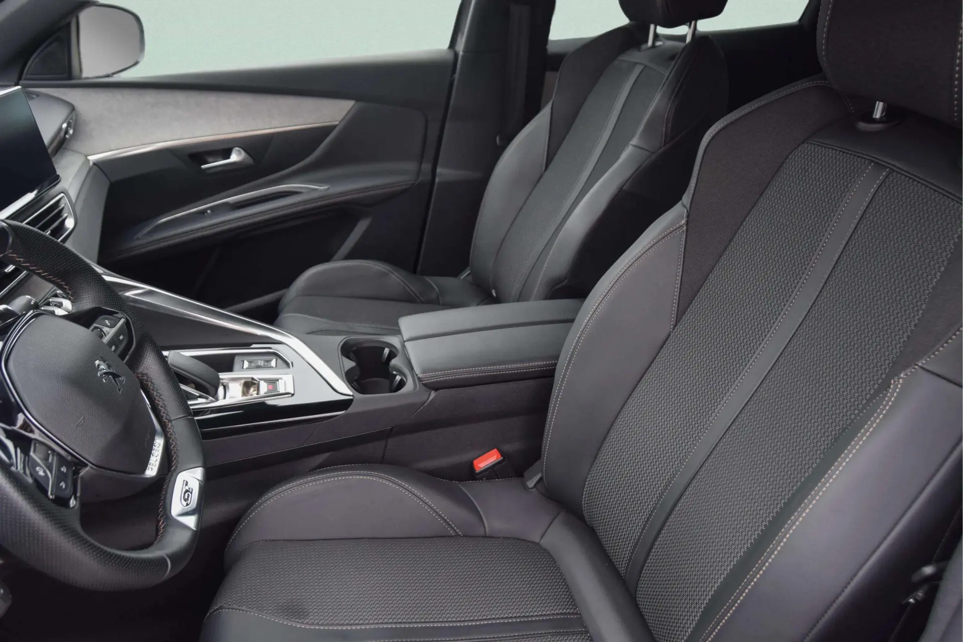 Peugeot 3008 1.6 Hybrid GT e-EAT8 30