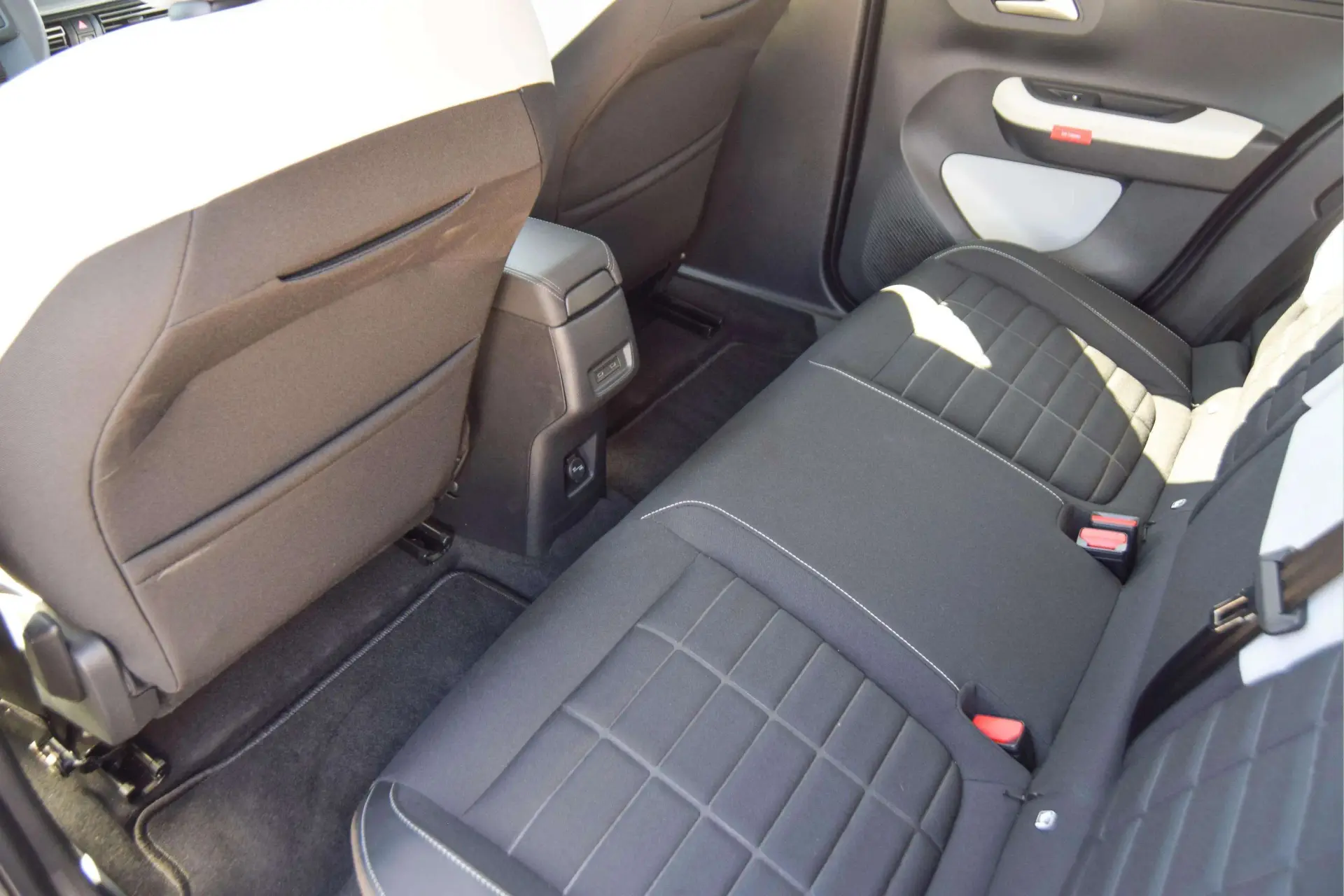 Citroen e-C3 44 kWh Autonomia Conforto Max 24