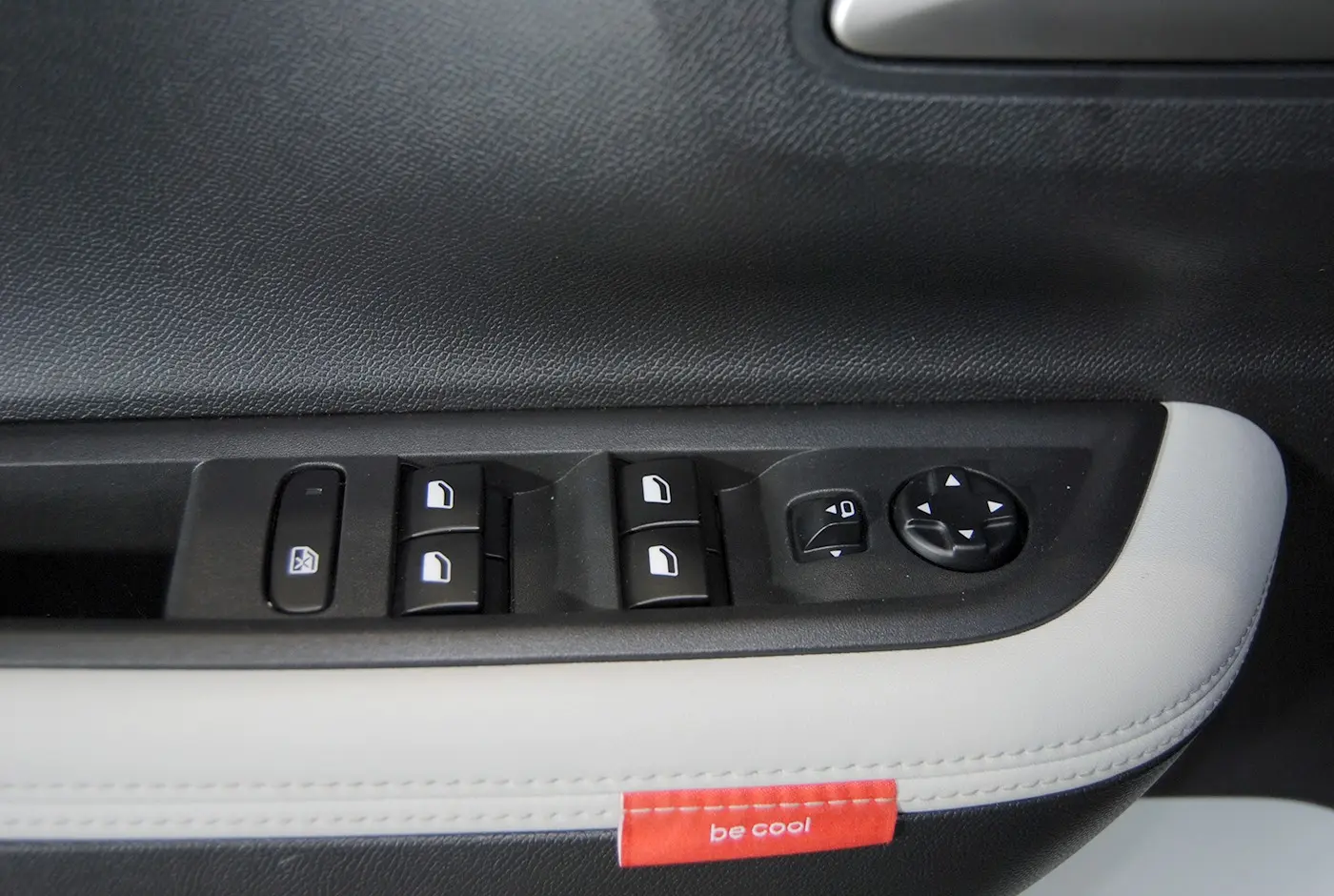 Citroen e-C3 44 kWh Autonomia Conforto Max 24