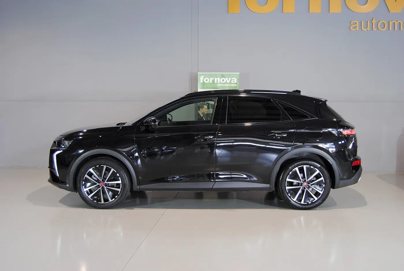 DS DS7 E-Tense Performance Line EAT8 9