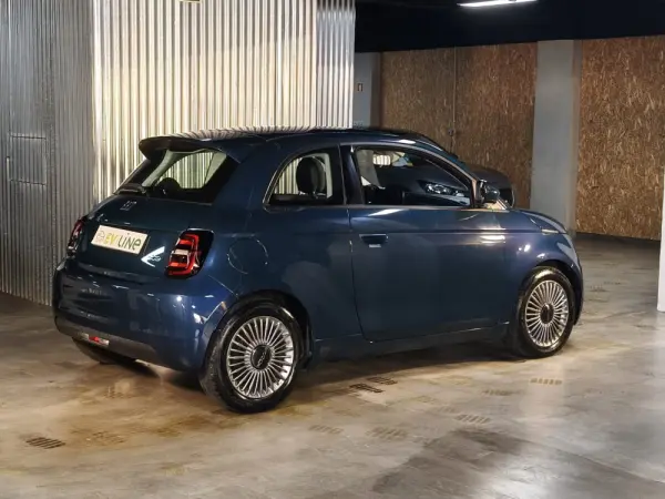 Fiat 500e 42 kWh Icon 11