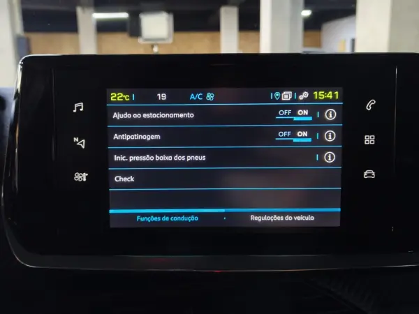 Peugeot e-208 50 kWh Active Pack 14