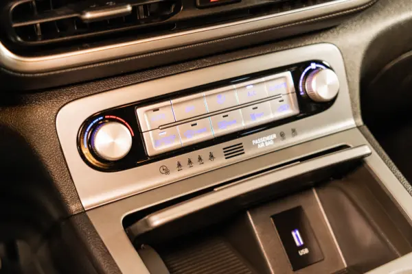 Hyundai Kauai Select 30