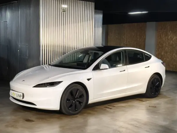 Tesla Model 3 Long Range Tração Integral 1
