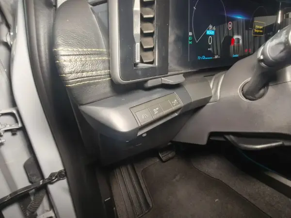 Renault Mégane E-Tech EV60 Iconic Optimum Charge 32