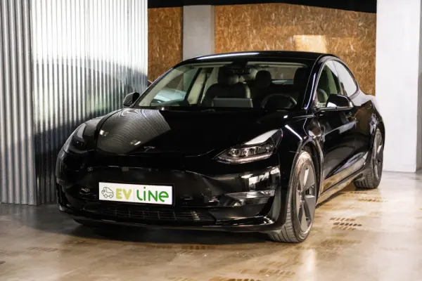 Tesla Model 3 Long Range AWD Dual Motor 4