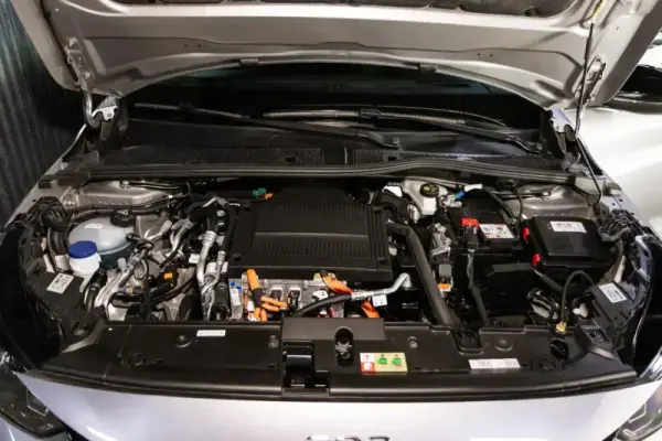 Peugeot e-208 50 kWh Allure 4