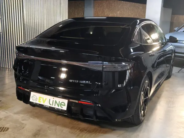 BYD Seal 82.5 kWh Design 9
