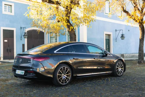 Mercedes-Benz EQS 580 4Matic 9