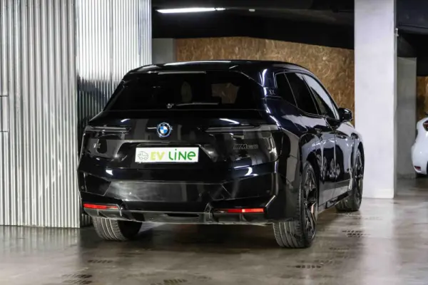 BMW iX2 M60 35