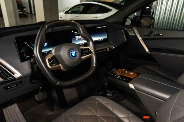 BMW iX2 M60 48
