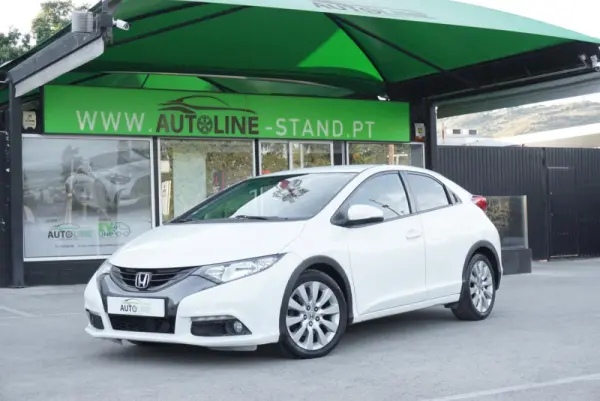 Honda Civic 2.2 i-DTEC Sport 2