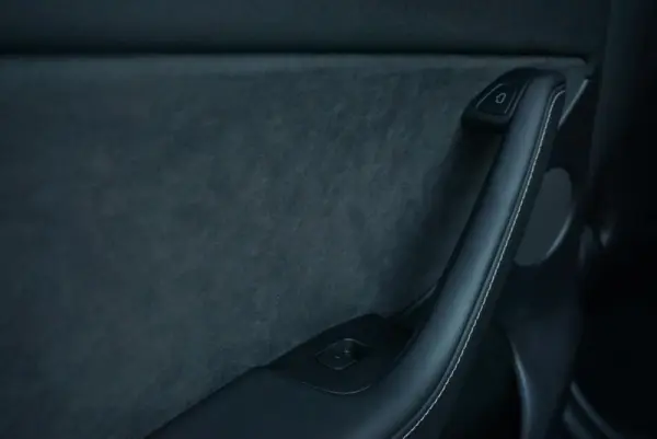 Tesla Model Y Long Range Dual Motor AWD 30