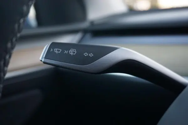 Tesla Model Y Long Range Dual Motor AWD 42