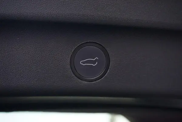 Tesla Model Y Long Range Dual Motor AWD 45