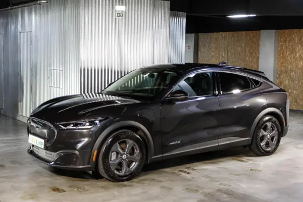 Ford Mustang Mach-E Alargada 2