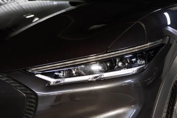 Ford Mustang Mach-E Alargada 7