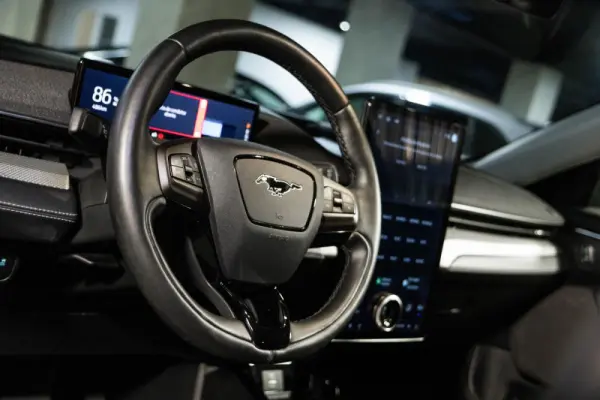 Ford Mustang Mach-E Alargada 20