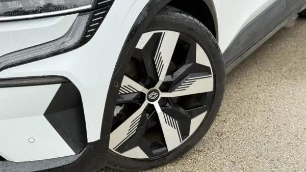 Renault Mégane E-Tech EV60 220hp optimum charge Techno 15